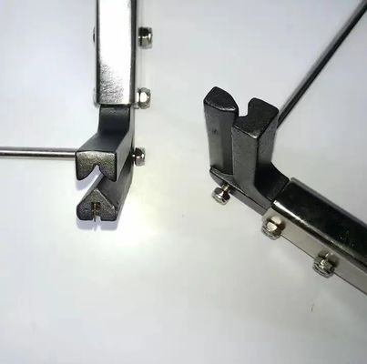 Hình chim cánh cụt dọc cong bender tay kẹp kim loại kênh chữ cái cong công cụ